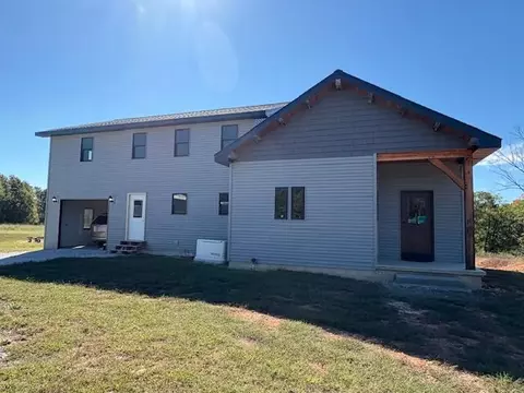 650 Dogwood Springs Rd, Galena, MO 65656