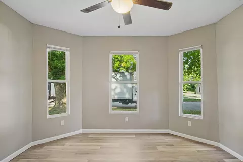 2326 N Prospect Ave, Springfield, MO 65803 photo 4