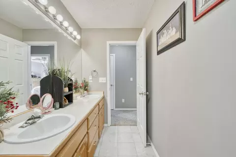 2052 W High Point St, Springfield, MO 65810 photo 38