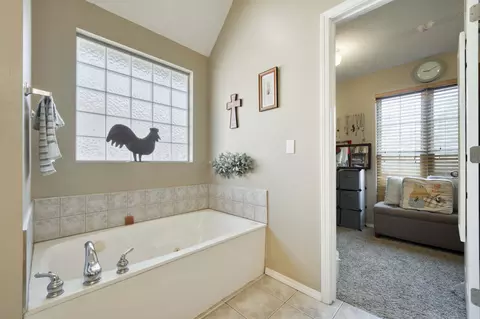 2052 W High Point St, Springfield, MO 65810 photo 28