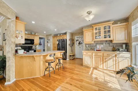 2052 W High Point St, Springfield, MO 65810 photo 17