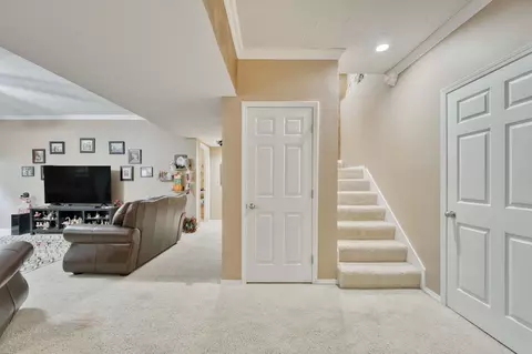 2052 W High Point St, Springfield, MO 65810 photo 42