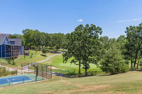 Exterior - 200 Glory Rd #D2, Branson, MO 65616 photo 4 of 7