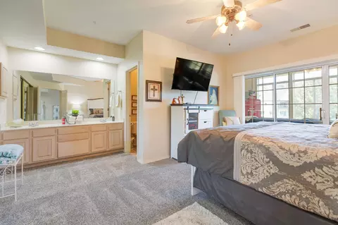 Bedroom - 200 Glory Rd #D2, Branson, MO 65616 photo 2 of 4