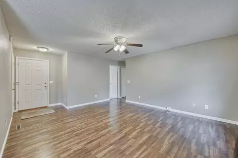 711 E Dyann Dr, Nixa, MO 65714 photo 3