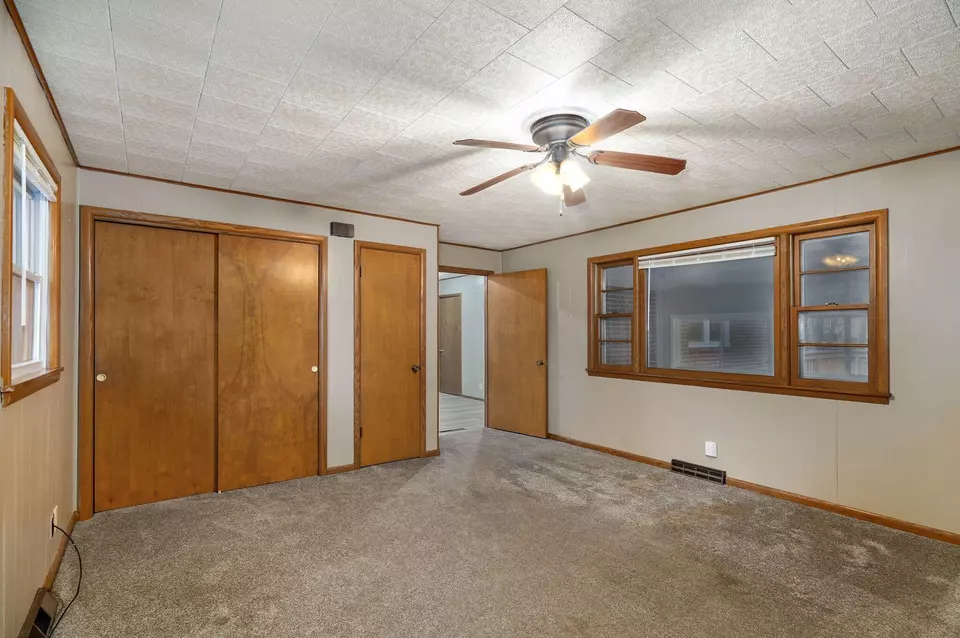 Bedroom - 2153 N Link Ave, Springfield, MO 65803 photo 4 of 4