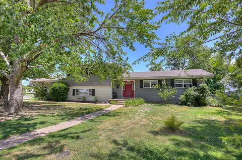 2801 S Michigan Ave, Joplin, MO 64804