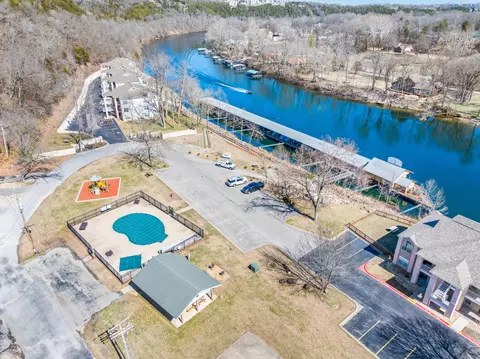 77 Anglers Pointe #6, Branson, MO 65616 photo 2