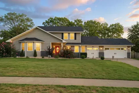 1612 Point Royale Drive Dr, Branson, MO 65616