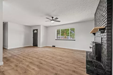 302 W Howard Ave, Billings, MO 65610 photo 7