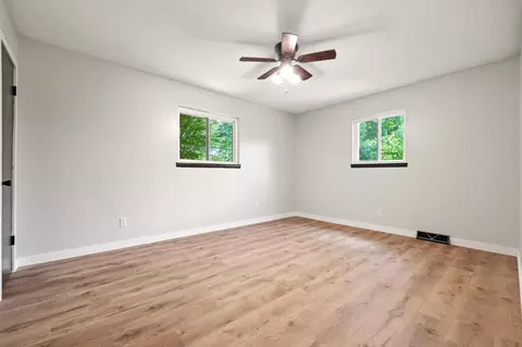 302 W Howard Ave, Billings, MO 65610 photo 13