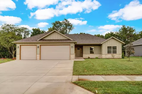 1454 N Collins Dr, Republic, MO 65738 photo 1