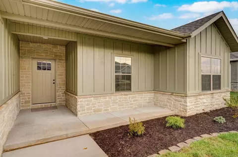 1454 N Collins Dr, Republic, MO 65738 photo 4