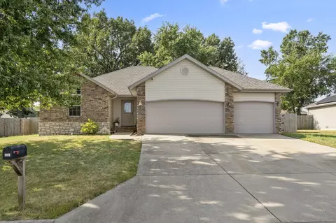 406 W Cherokee Path, Clever, MO 65631 photo 1