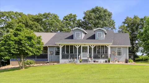 6963 County Road 1940, Pomona, MO 65789