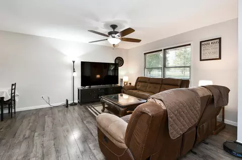 1004 Baretta Ct, Aurora, MO 65605 photo 11