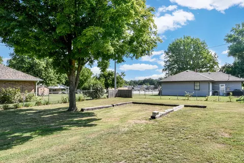 1004 Baretta Ct, Aurora, MO 65605 photo 28