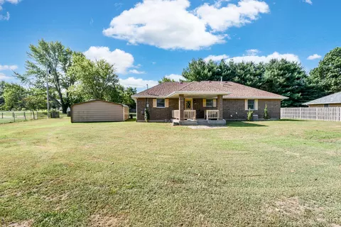 1004 Baretta Ct, Aurora, MO 65605 photo 34