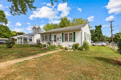 901 W Portland St, Springfield, MO 65807