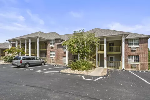 200 Golfview Dr #D11, Branson, MO 65616 photo 1