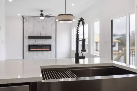 Kitchen - 116 E Acacia Cir, Clever, MO 65631 photo 4 of 5