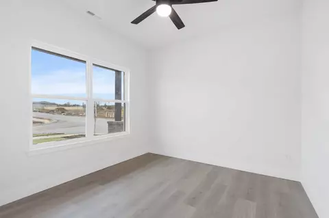 Bedroom - 116 E Acacia Cir, Clever, MO 65631 photo 1 of 5