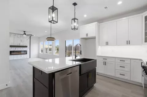 Kitchen - 116 E Acacia Cir, Clever, MO 65631 photo 3 of 5