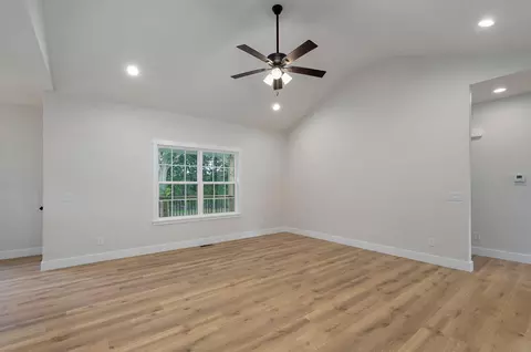 1430 N Collins Dr, Republic, MO 65738 photo 5