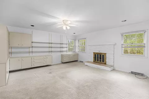 2376 E Berkeley St, Springfield, MO 65804 photo 7