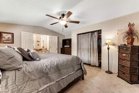 Bedroom - 11675 State Highway 76, Forsyth, MO 65653 photo 3 of 5