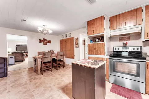 Kitchen - 11675 State Highway 76, Forsyth, MO 65653 photo 3 of 8