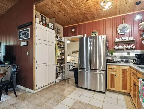 Kitchen - 2186 County Road 502, Gainesville, MO 65655 photo 1 of 3