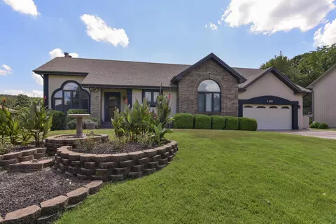 1426 Pointe Royale Dr, Branson, MO 65616 photo 2