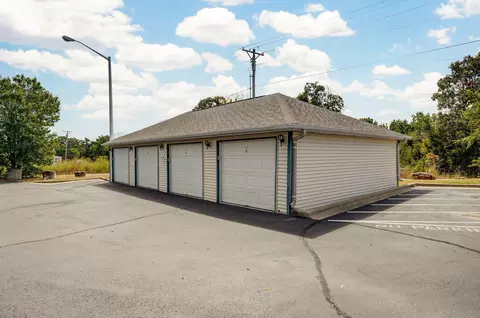 530 Spring Creek Rd #5-1, Branson, MO 65616