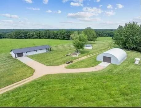 27255 Farm Road 2090, Cape Fair, MO 65624