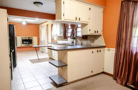 1912 S Holland Ave, Springfield, MO 65807 photo 7