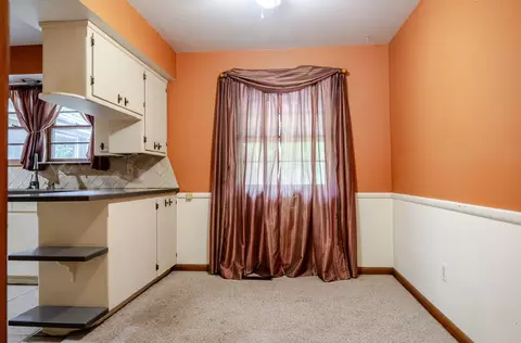 1912 S Holland Ave, Springfield, MO 65807 photo 9