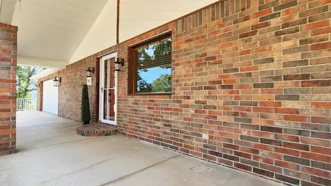 Exterior - 981 Skyview Dr, Branson, MO 65616 photo 15 of 16