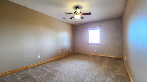 Bedroom - 981 Skyview Dr, Branson, MO 65616 photo 7 of 9