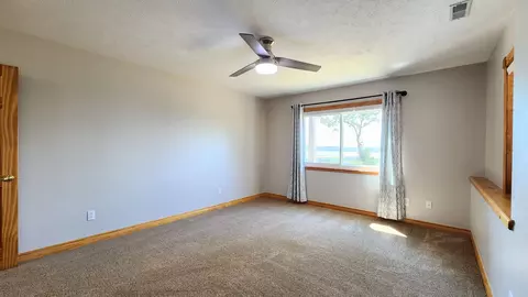 Bedroom - 981 Skyview Dr, Branson, MO 65616 photo 5 of 9