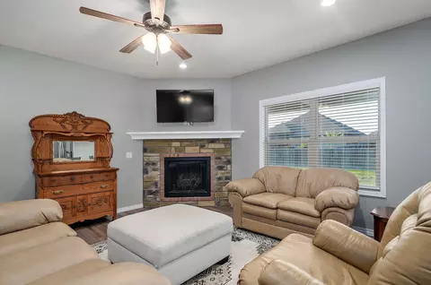 875 E Scott Wayne Dr, Nixa, MO 65714 photo 9