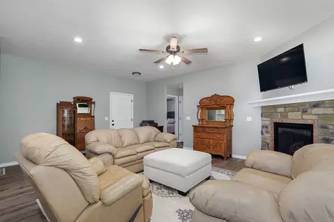 875 E Scott Wayne Dr, Nixa, MO 65714 photo 10
