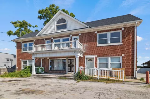 1213 E St Louis St, Springfield, MO 65802