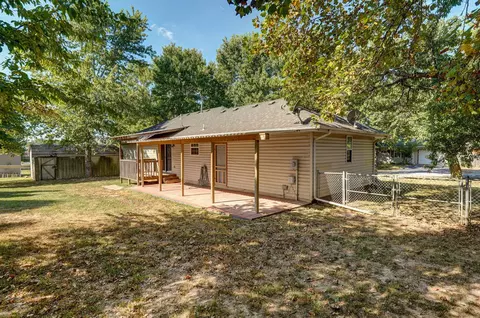 520 Johnson Ave, Sparta, MO 65753 photo 29