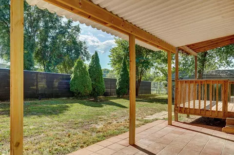 520 Johnson Ave, Sparta, MO 65753 photo 25