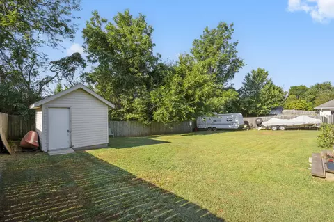 210 W Warren Ave, Ozark, MO 65721 photo 21