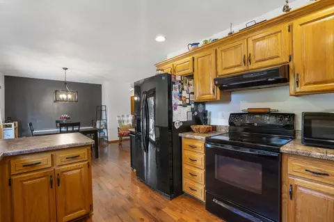 210 W Warren Ave, Ozark, MO 65721 photo 8