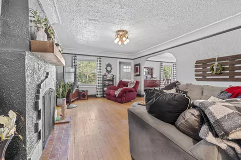 514 N Washington St, Nevada, MO 64772 photo 8