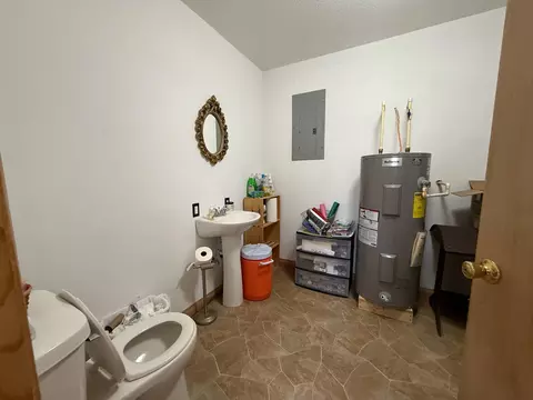 228 Main St, Mammoth Spring, AR 72554 photo 7