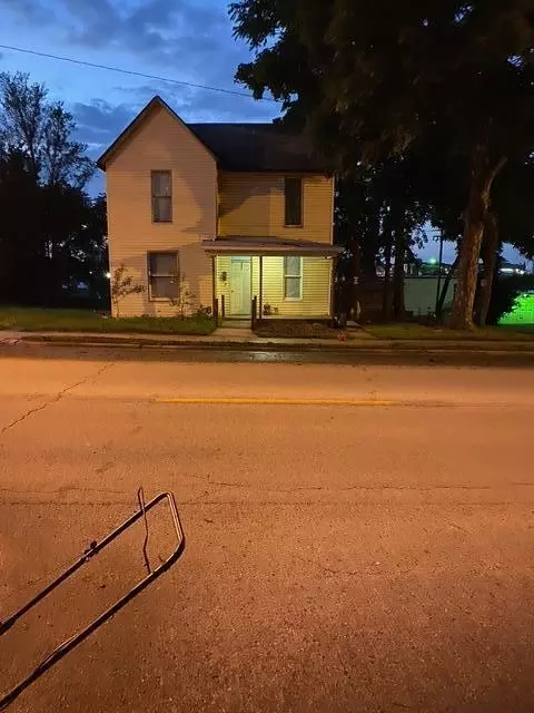 911 W College St, Springfield, MO 65806 photo 1